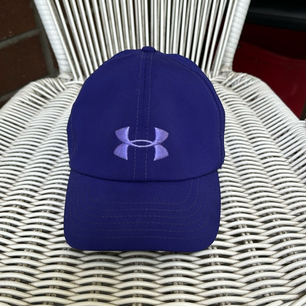 Womenโs Under Amour Baseball Cap